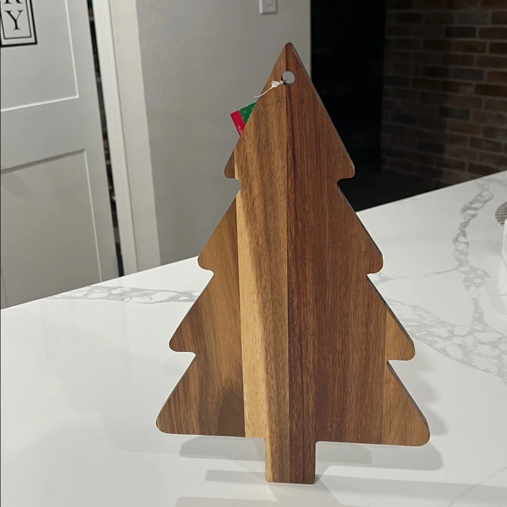 Cute. WOODEN🎄🌲